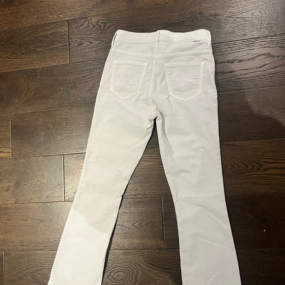 Mother jeans. Insider crop step fray jean. Corduroy size 25 white. - Picture 3 of 3
